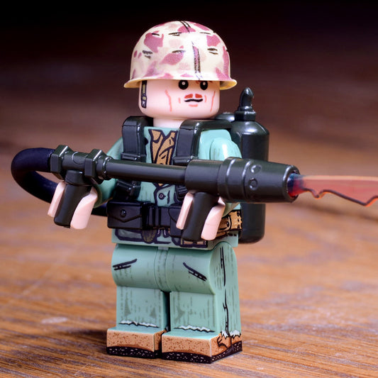 BrickWarp| WWII US Marine "Zippo Man" - Iwo Jima 1945 (No.128)