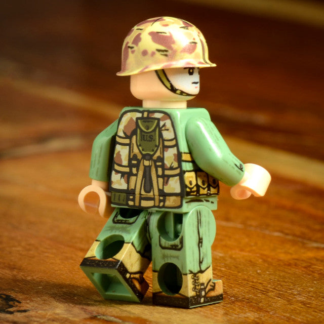 Brick Warp |WWII US Marine Landing Wave - Iwo Jima 1945 (No.152)