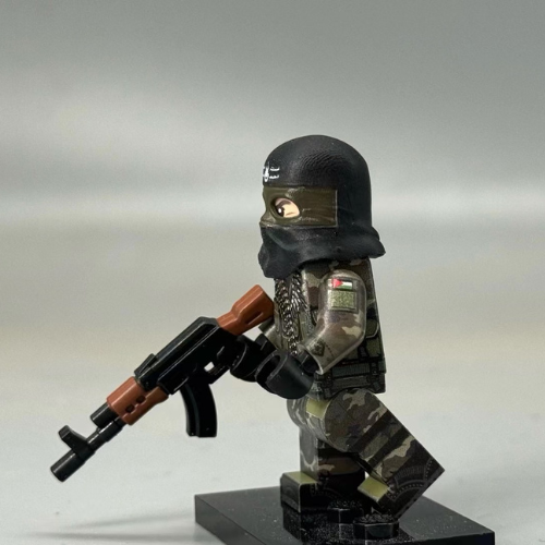 BrickCreator | Tunnel Fighter