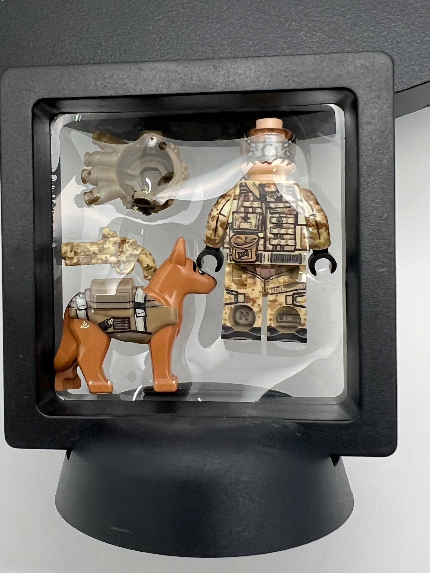 Brickmania | Ghost Hawk Kit Exclusive Navy Seal K9 M79 (NOS)*