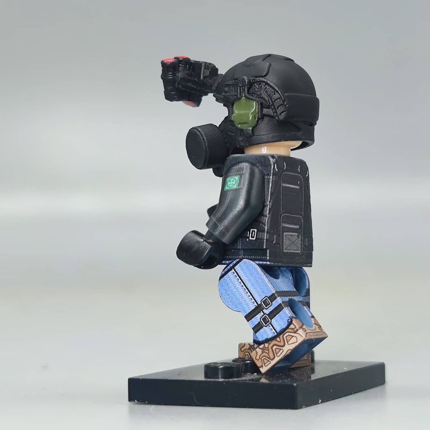 BrickCreator | Civilian Operator A