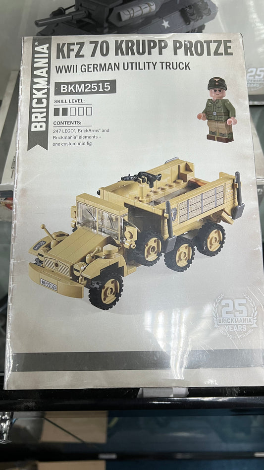 Brickmania | KFZ 70 German Truck