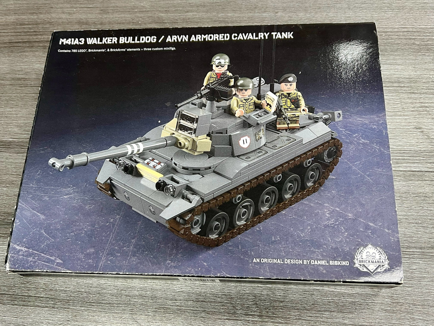 Brickmania | M41A3 Walker Bulldog (Used, store Display)