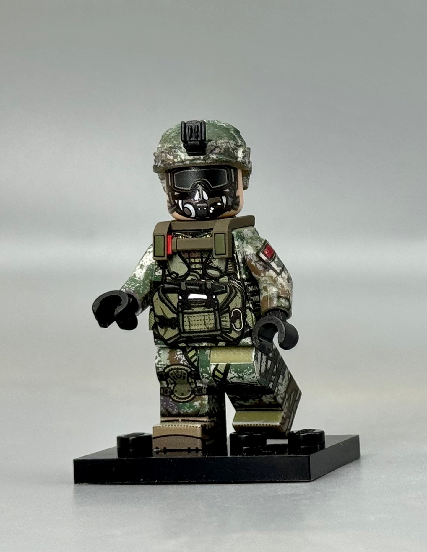 BrickCreator | PLA Paratrooper V.2