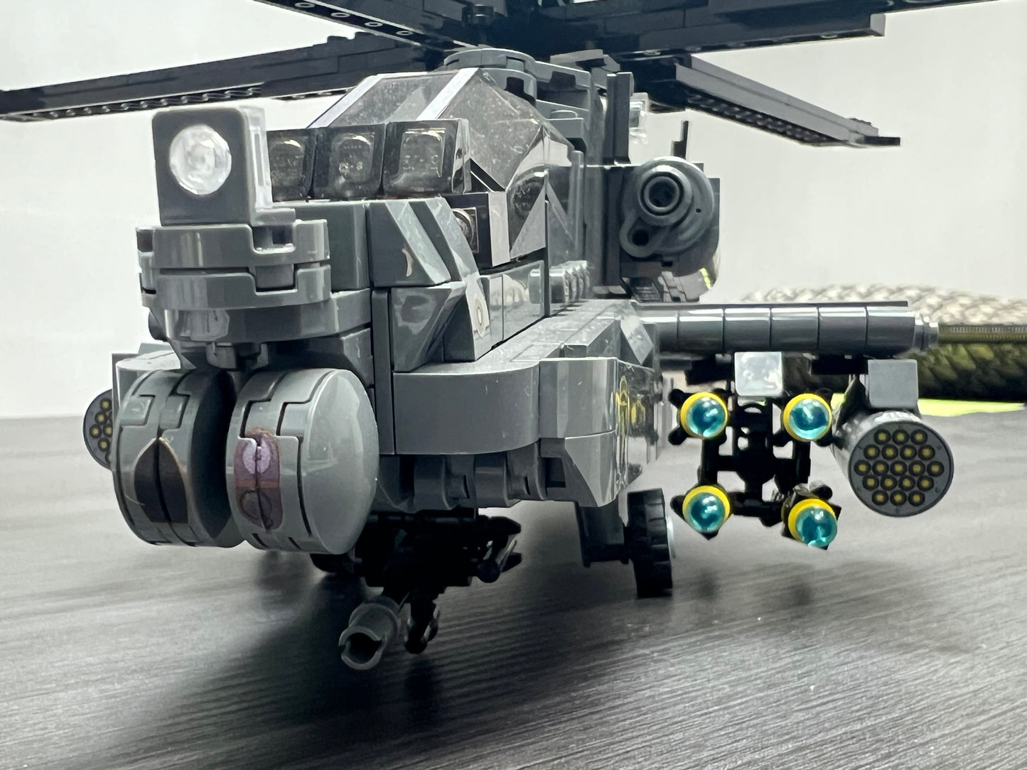 Brick Veteran | AH-64E with TMC Pilot X2 (Used,Store Display)