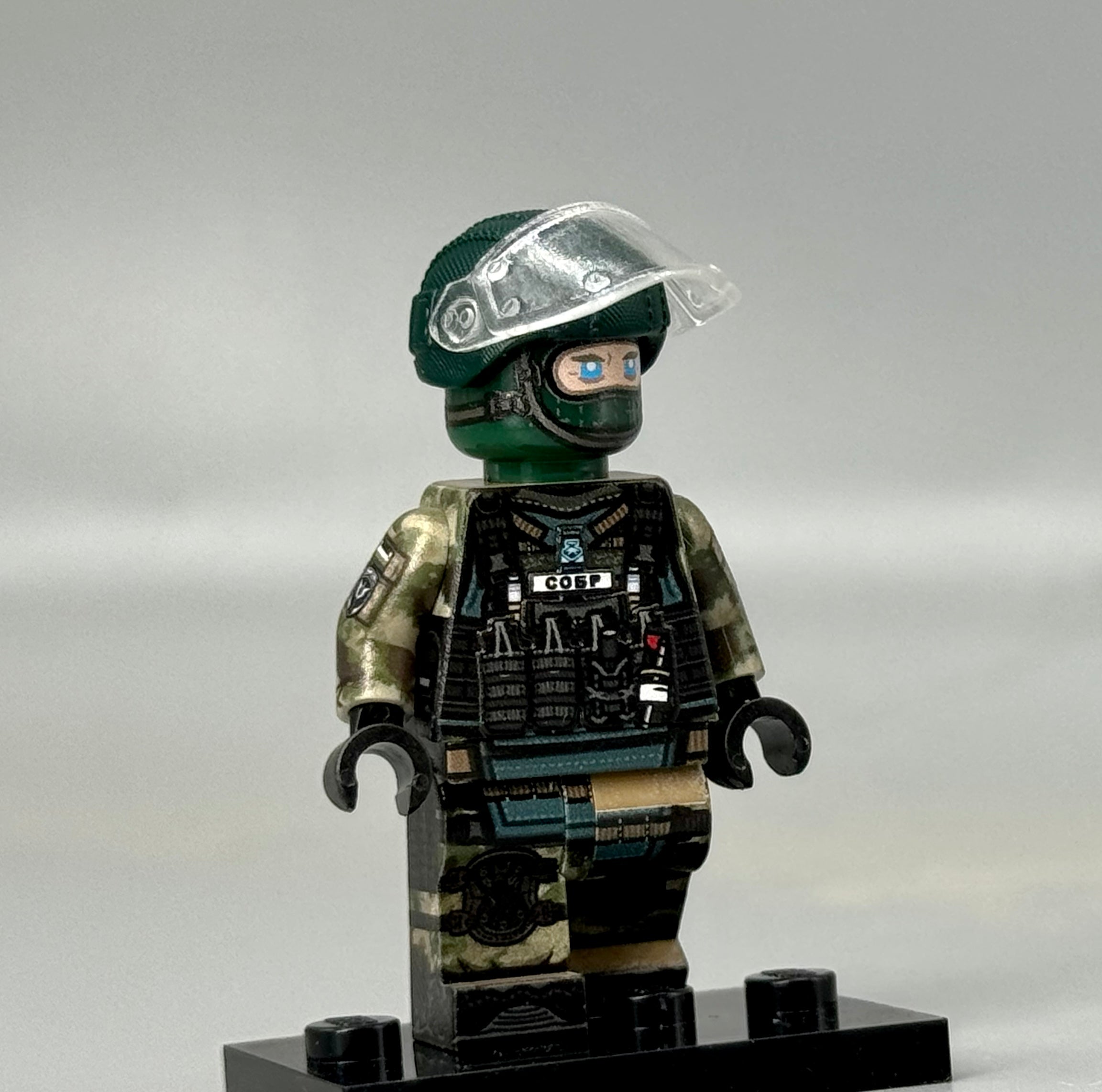 BrickCreator | SOBR Bulat V.2 – War Brick Headquarter