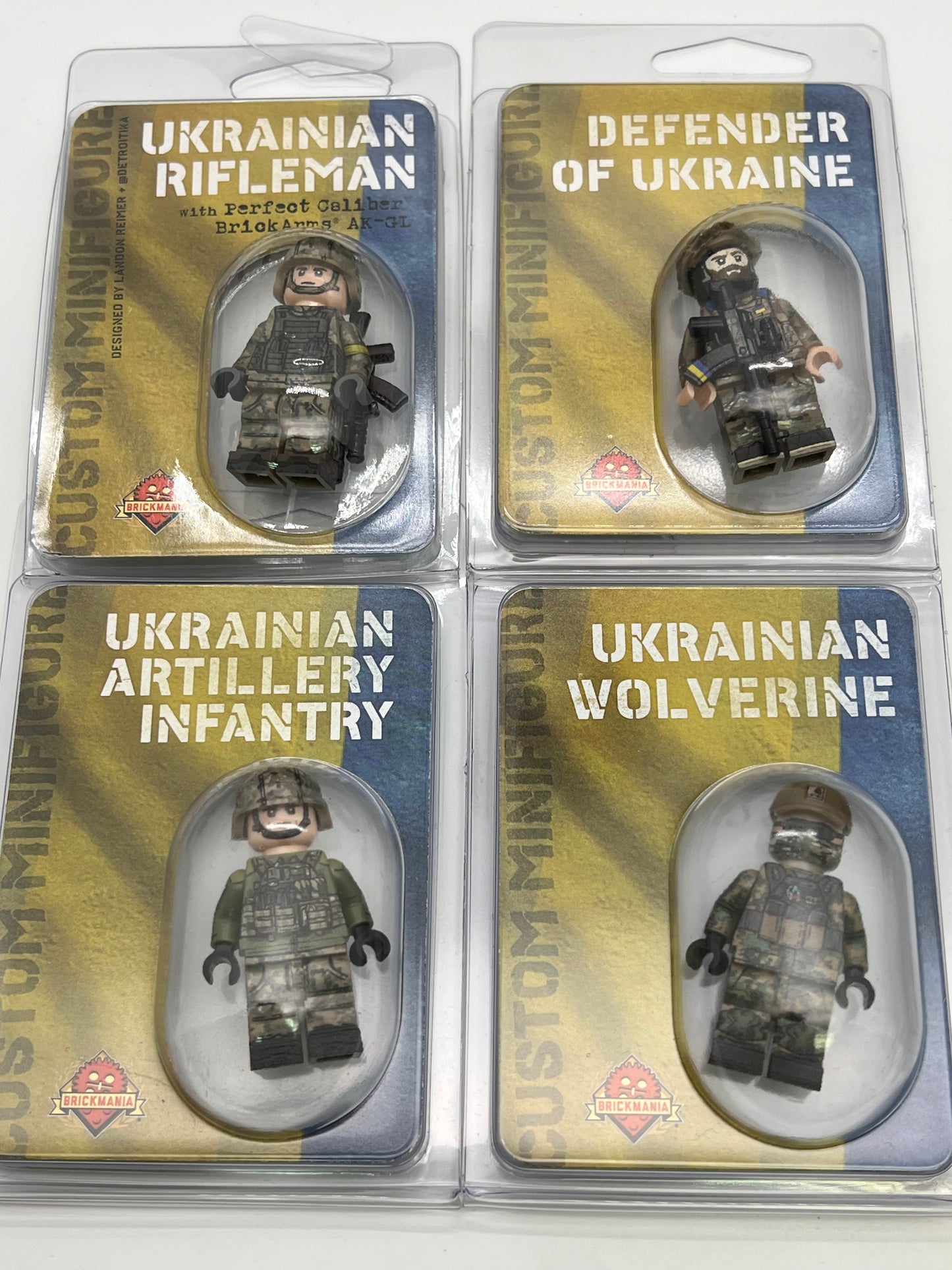 Brickmania | Ukrainian Minifigs (NOS)*