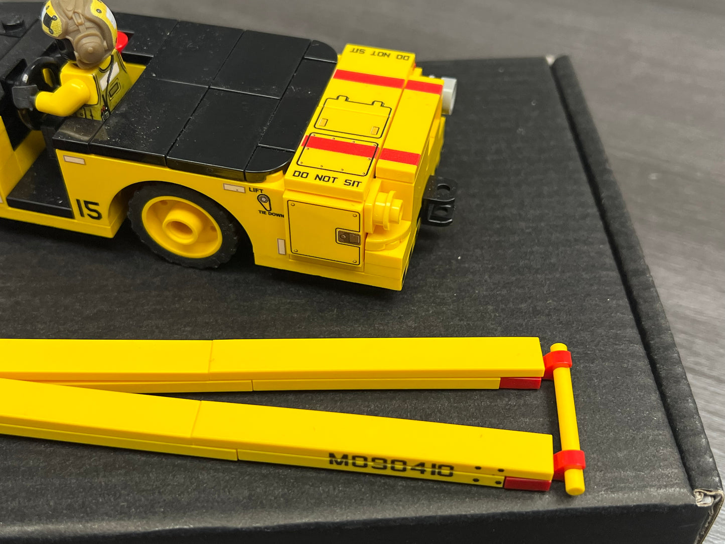 Brick Designers | Flight Deck Tractor + Brickmania Deck Crew (Used,Store Display)