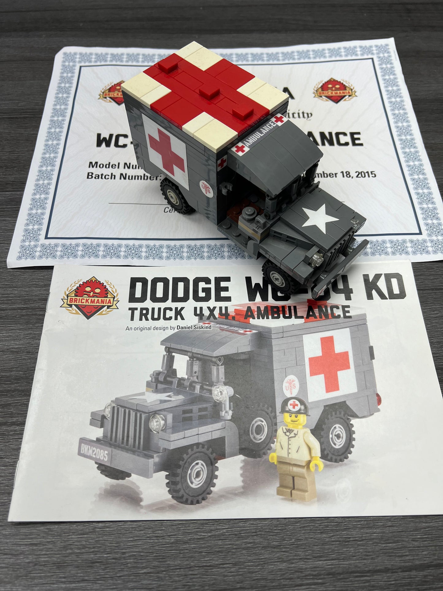 Brickmania | Dodge WC-64 KD Ambulance (Used, store display)