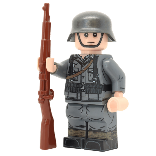 United Bricks | WW2 German Rifleman (Mid-late war)